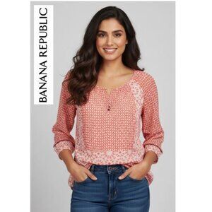 BANANA REPUBLIC - Red and white floral print 3/4 sleeve blouse